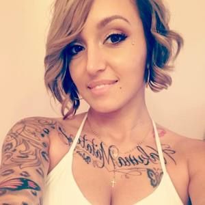 Meet your Posher, Raquel